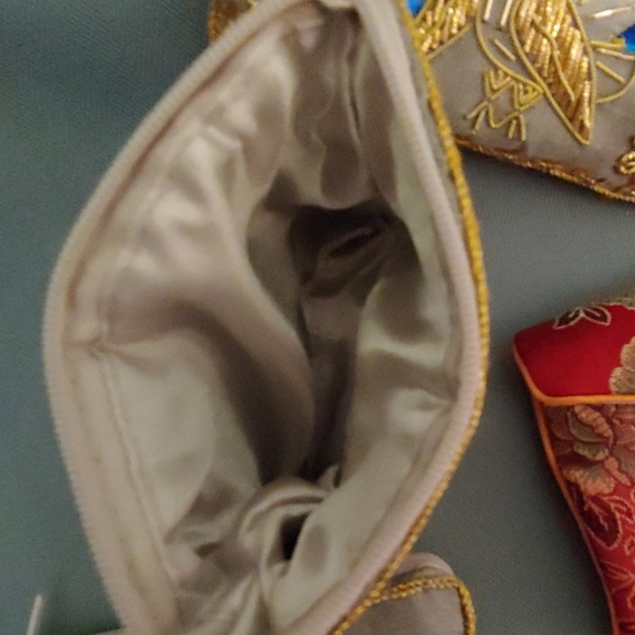 🐪 Four Tiny Little Bags! - Picture 7 of 7